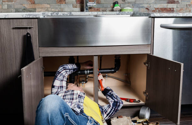 Best Emergency Plumber  in Tanglewilde, WA
